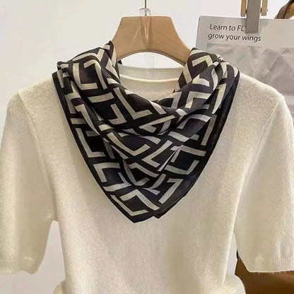 2026 new magnetic buckle silk scarf for women's small square scarf for autumn and winter warmth and cold resistance, fashionabl