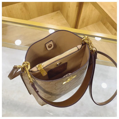 Advanced Women's Bag 2026 New Fashion Luxury Retro Large Capacity Bucket Bag Versatile Single Shoulder Crossbody Bag Trend