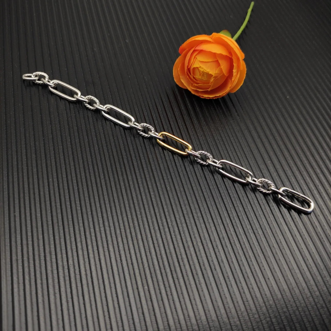 2026 New DY High Quality Bracelets Collection Luxury Trend Jewelry Gift Simple Fashion Design Suitable for Both Men and Women 2
