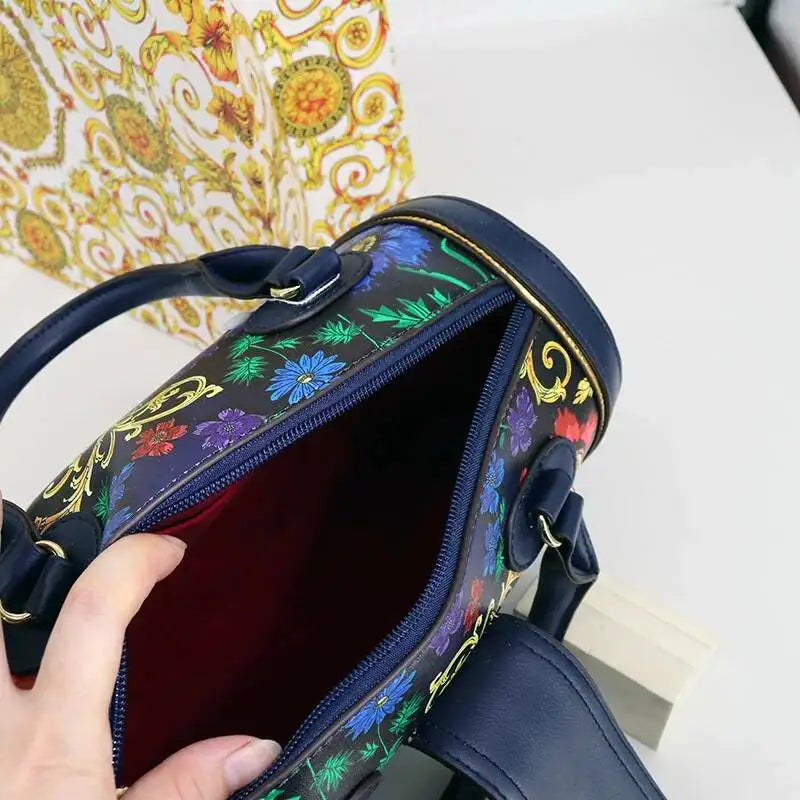 2026 Ladies Hand Bag Classic Geometric Pattern Large-capacity Pillow Handbags Women's Totes Microfiber Messenger Shoulder Bag