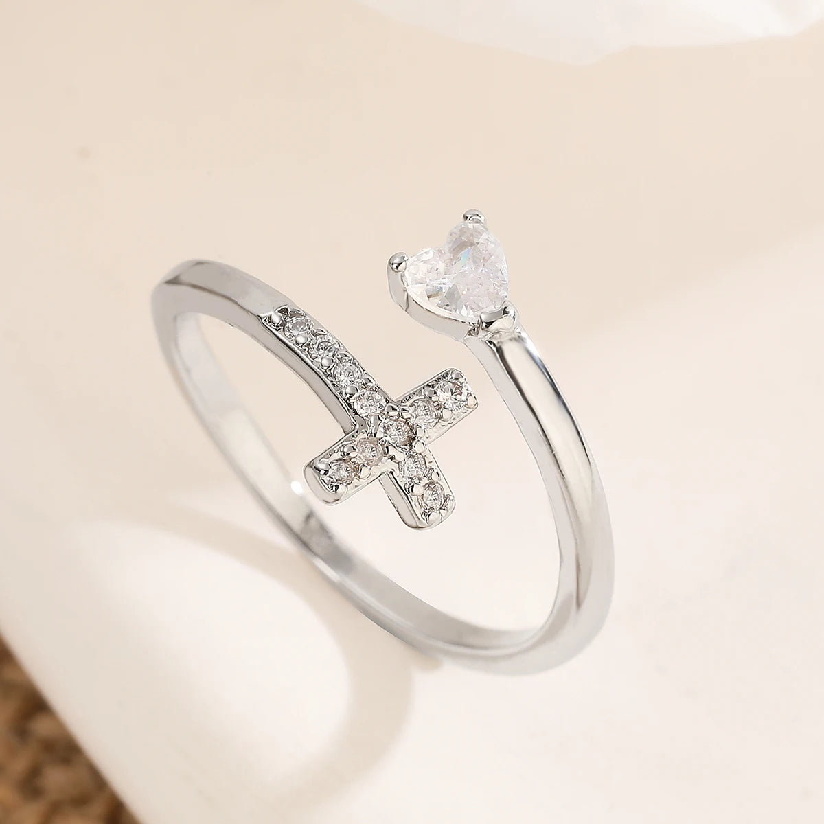 NEWBUY New Fashion Clear Shiny CZ Zircon Cross Evil Eye Rings For Women Girl Finger Accessories Party Jewelry Gift