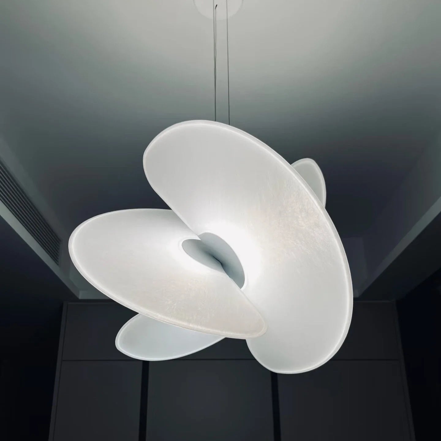 Nordic Designer Silk Pendant Light for Bar Restaurant Shop Study Room Bedroom Dining Room Living Home Decoration Indoor Lighting