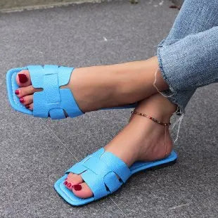 Luxury Brand Designer Women'S Sandals Fashionable And Elegant Flat Shoes Sexy Casual Beach Shoes Summer Outdoor Slippers women