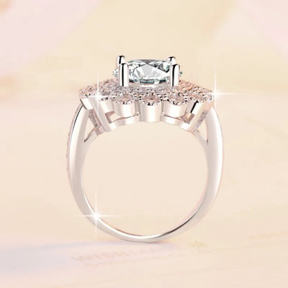 Women's Exaggerated Floral Head 3CT Moissanite Ring PT950 Platinum Band for Stylish Sparkling Party Engagement