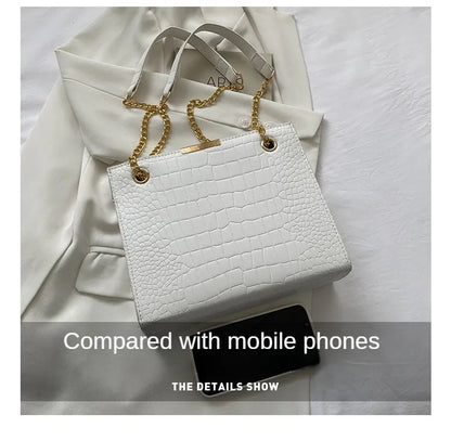 2026 Fashion Luxury Female Crossbody Bags for Women Designer Shoulder Bag Chain Solid Color Messenger Bag Handbags