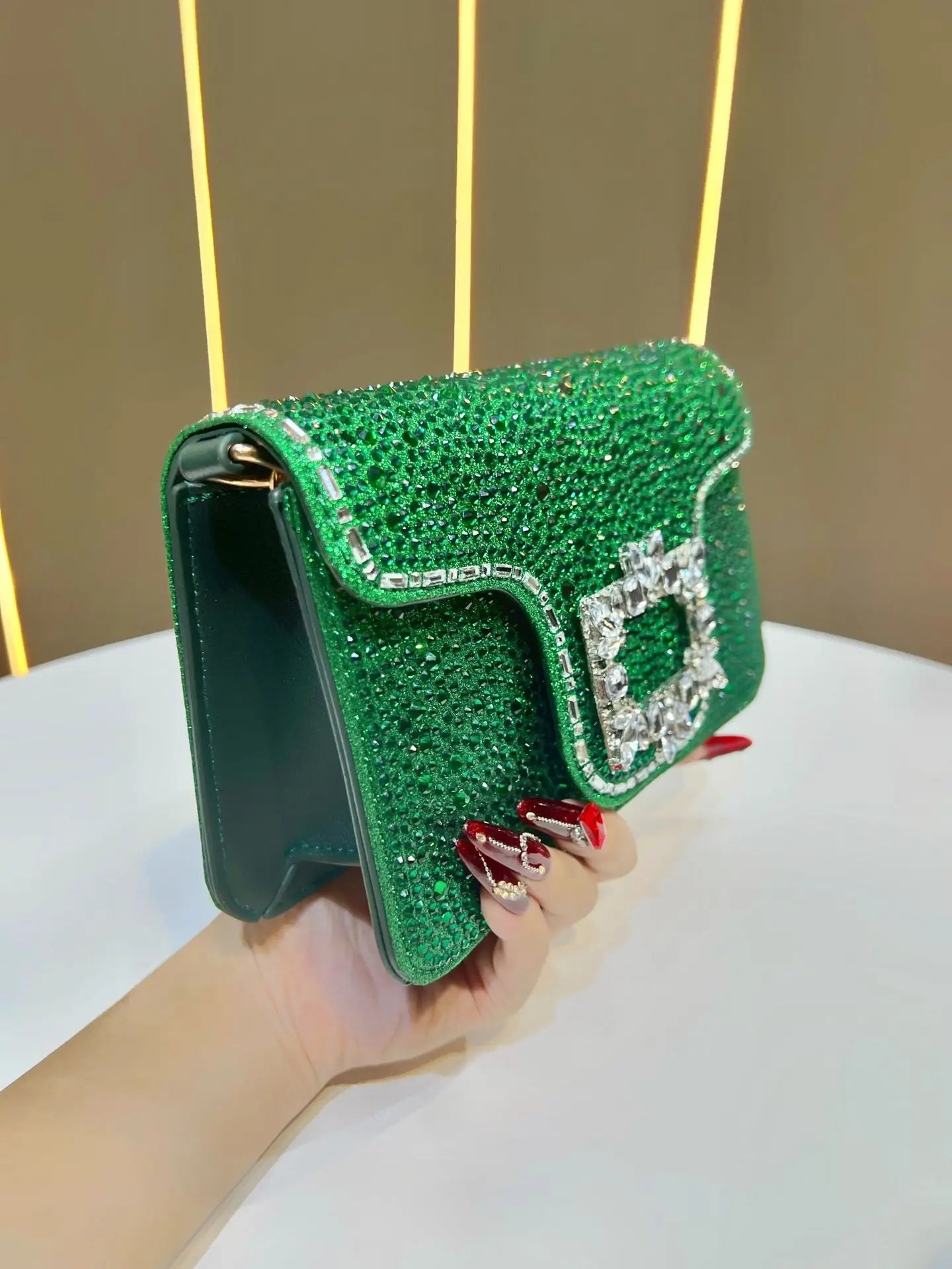 New Ladies Luxury Crystals Evening Bags Sparkling Diamond Dinner Party Dress Bags Metal Chain Wedding Clutch Purses and Handbags