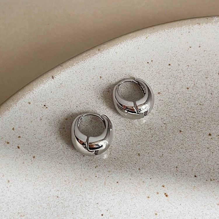 925 Sterling Silver Round Stud Earrings for Women Simple Inlaid Design Hoops Earrings Wedding Party Jewelry Accessories Gifts