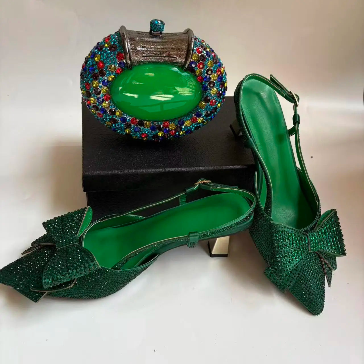 Insightlink Green Crystal High Heel with Bag Set for Bridal Wedding Party Designer Pointed Toe and Clutch Luxury Sandal Handbag
