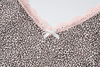 Hugcitar Fashion Leopard Print Slips Patchwork Lace Bow Sexy Slim Crop Camis Top Summer Women Festival Party Clothes Streetwear