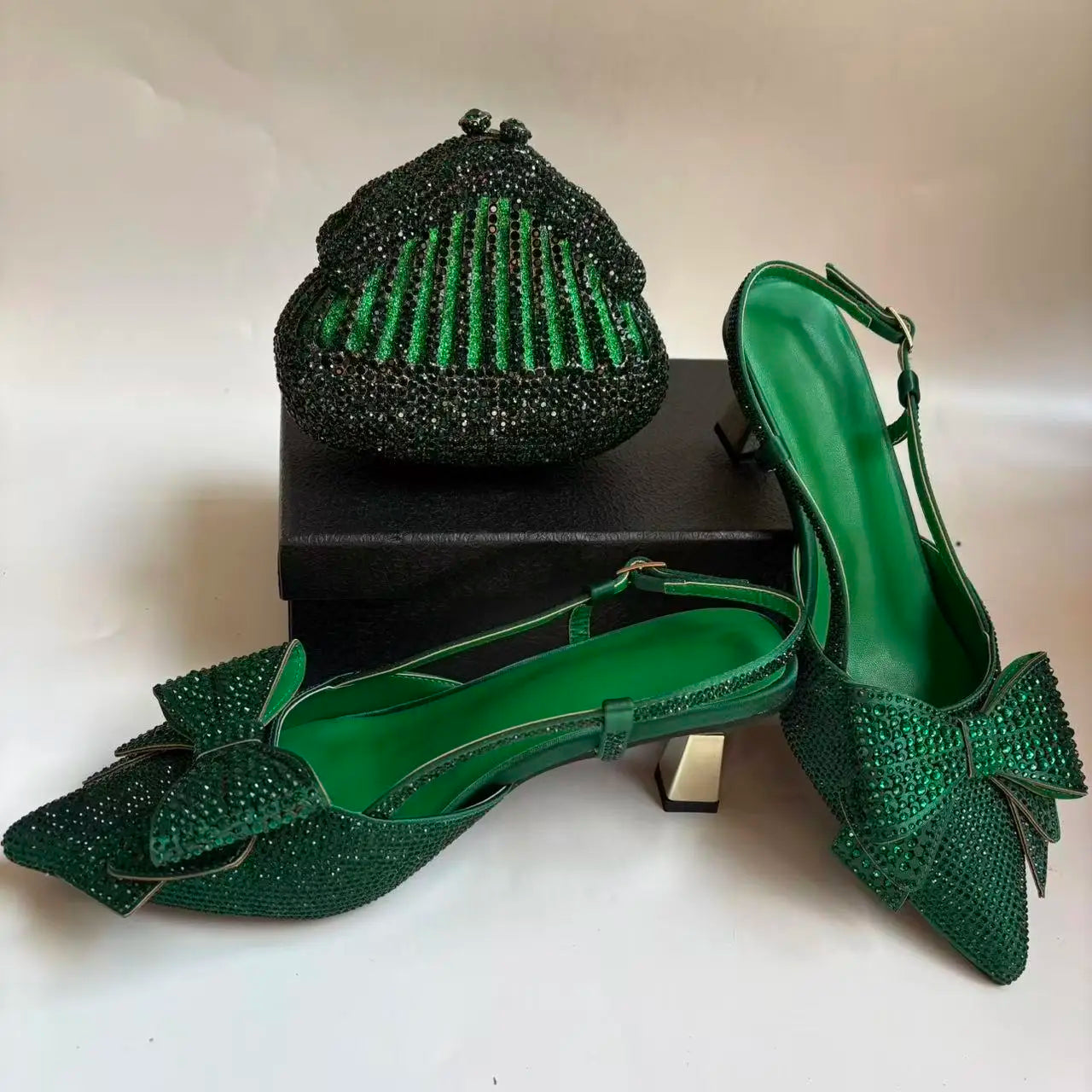 Insightlink Green Crystal High Heel with Bag Set for Bridal Wedding Party Designer Pointed Toe and Clutch Luxury Sandal Handbag