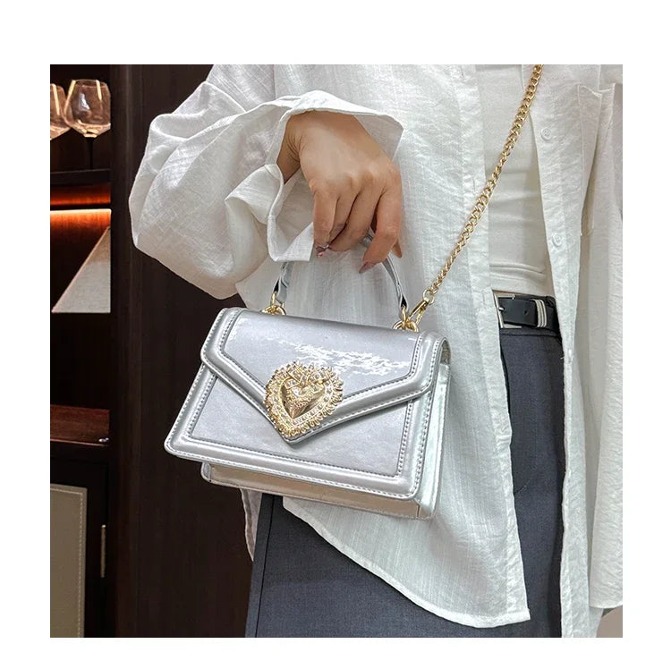 Light Luxury Burgundy Handbags for Women Trendy Versatile Buckle Flip Shoulder Bags Female Casual Commuting Chain Crossbody Bag