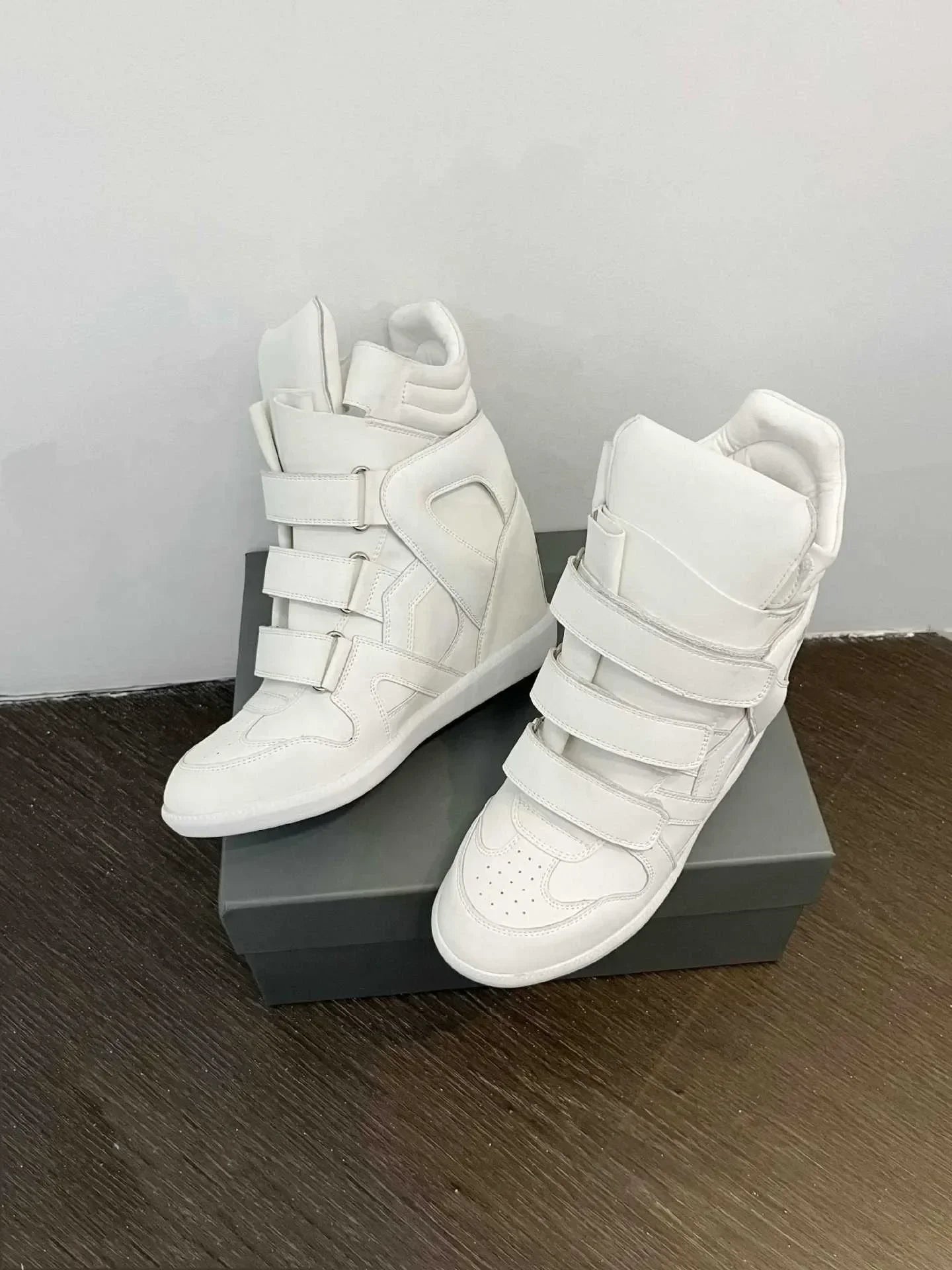 Women's Ankle Boots 2026 New Genuine Leather 8CM Hidden Heel Women Platform Sneakers Fashionable Splice Color Design Women Shoes