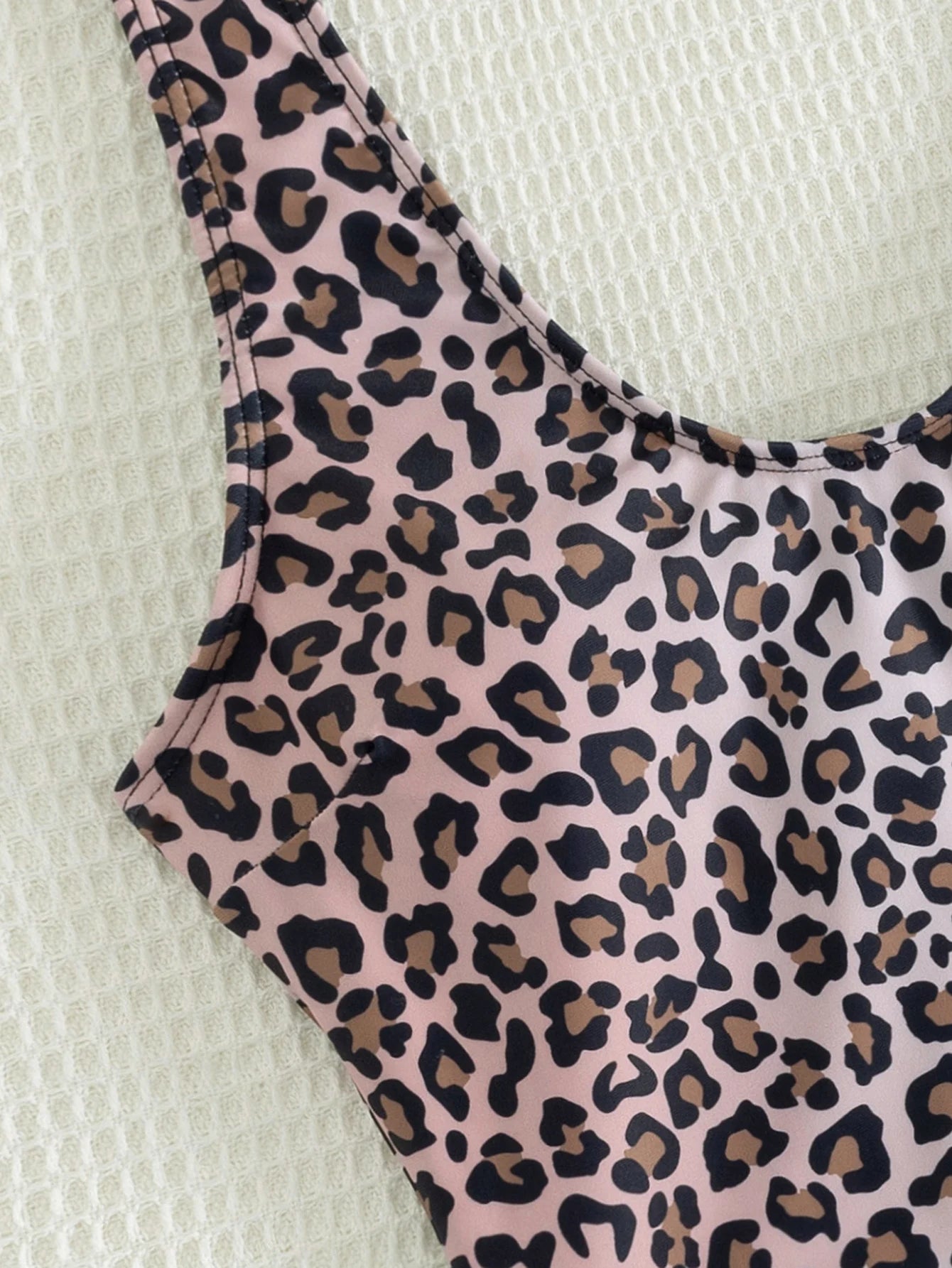 Leopard Print One-Piece Swimsuit for Women r Slim Fit High Cut Bathing Suit Sleeveless Backless Swimwear for Beach Pool Vacation