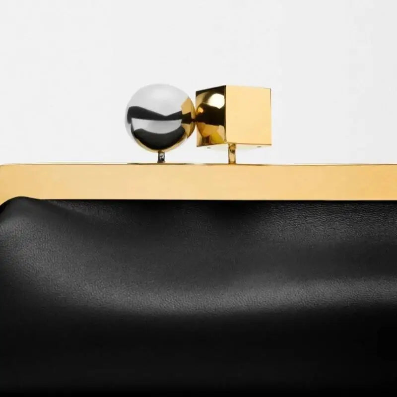 Women Long Armpits Clutch Bag With Removable Shoulder Strap Fashionable Party Bag Luxury Designer Clip Handbag Purses For Ladies
