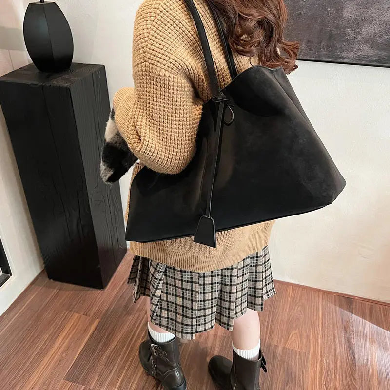 Vintage Casual Tote Bag New Large-capacity Handbag Europe America Popular Hot Selling Underarm Bag High-quality Pu Commuter Bags