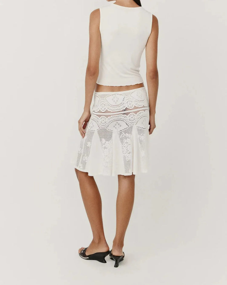 Wj Twisted V-Neck Sleeveless Top with Hollow-Out Crochet Fishtail Skirt Two-Piece Set, Hollow-Out Jacquard Flared Fishtail Skirt, Slim-Fit Waist-Cinching Tank Top, Slim-Fit Sleeveless Crochet See-Through Fishtail Skirt