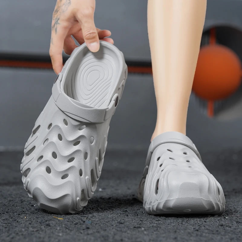 Summer Beach Clogs For Men EVA Breathable Slippers Outdoor Sandals Soft Slides Men Casual Water Garden Shoes Male Beach Sandals