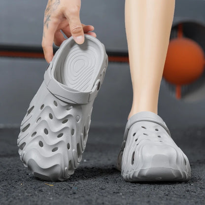 Summer Beach Clogs For Men EVA Breathable Slippers Outdoor Sandals Soft Slides Men Casual Water Garden Shoes Male Beach Sandals
