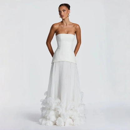 White Strapless Pleated Chiffon A-Line Wedding Dress With 3D Floral Hem Modern Bridal Gown For Women Brides Formal Evening Party