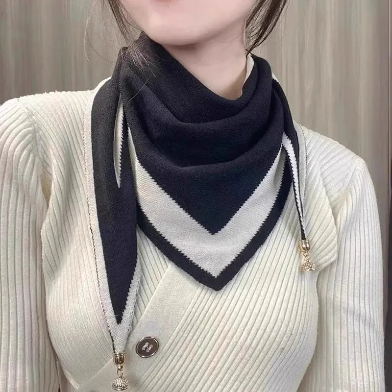 2026 new magnetic buckle silk scarf for women's small square scarf for autumn and winter warmth and cold resistance, fashionabl