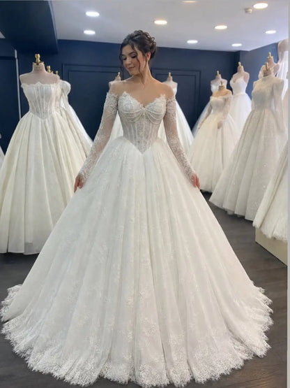 Vintage Princess Lace Wedding Dresses 2026 Sweetheart Long Sleeve Ball Gown Off Shoulder Backless Bride Gown Vestido De Novia
