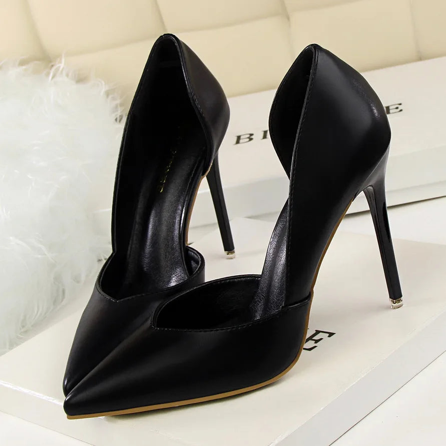 Summer Women 10.5cm High Heels Leather Pumps Female Escarpins Elegant Sweet Yellow Pink Stiletto Lady Wedding Heels Hollow Shoes