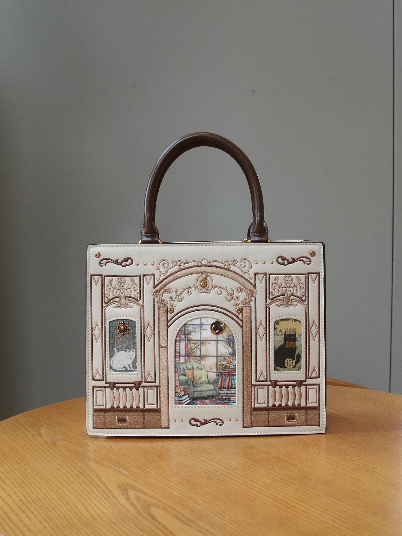 2026 Light Luxury Niche Design Fashion New Cat Bag Light Luxury Heavy Industry Craft Embroidery Thread Small Square B