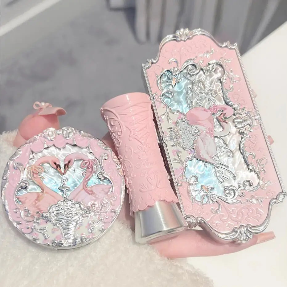 Flower Knows Makeup Set Box Full Swan Bear Garden Collection Embossed Blush Shine Lipstick Kit Foundation  All in Maquiagem Kit