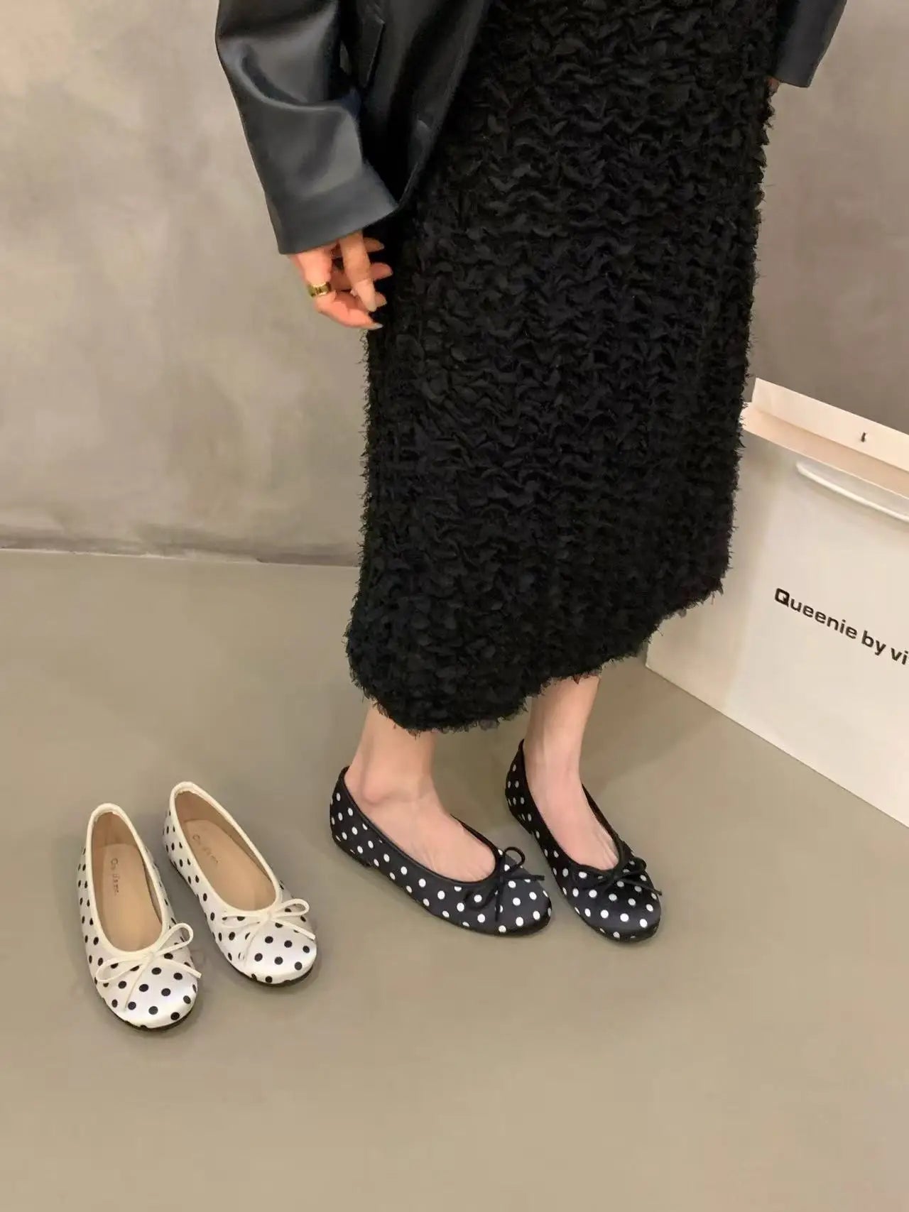 YNPO Fashion Silk Women Ballet Flats Shoes Luxury Designer Shallow Female Round Toe Butterfly-Knot Ladies Slides Shoes