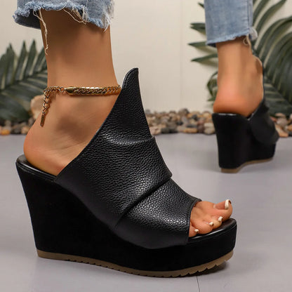 2026 New Women's Wedges Slippers Summer Thick Soled Luxury Shoes Super High Heels Fashion Open Toe Ladies Comfortable Slippers
