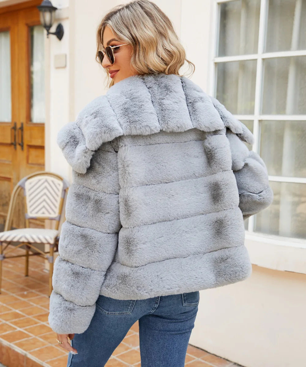 2026 Autumn Winter Turndown Collar Faux Fur Coat Women Casual Long Sleeve Fluffy Plush Jacket Khaki Thick Fake Fur Warm Cardigan