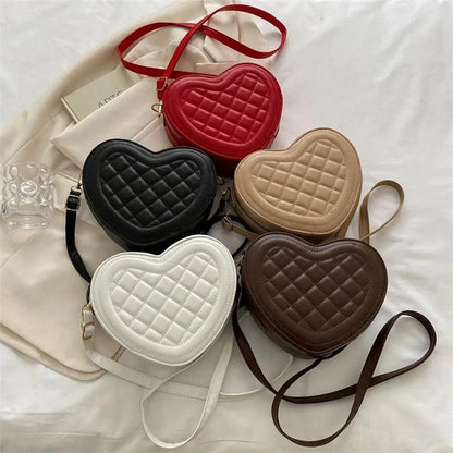 Luxury Love Shaped Shoulder Bag Small Handbags Designer Crossbody Bags Women Sling Purse Red Peach Heart Phone Bag Shoulder Bag