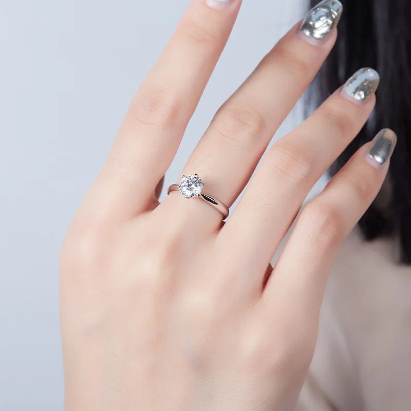 S925 pure silver simple men's and women's rings, light luxury versatile rings, moissanite six claw rings, romantic jewelry gifts, Valentine's Day classroom gifts, wedding engagement anniversary gifts, girlfriends' Valentine's
