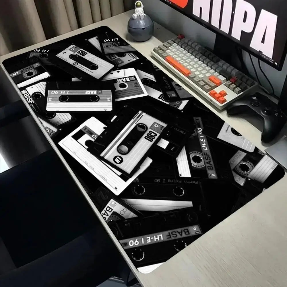 Large Retro Cassette Tape Gaming Mouse Pad NonSlip Rubber Base Keyboard Desk Mat Vintage Desktop Mousepad Gamer Office Table Mat