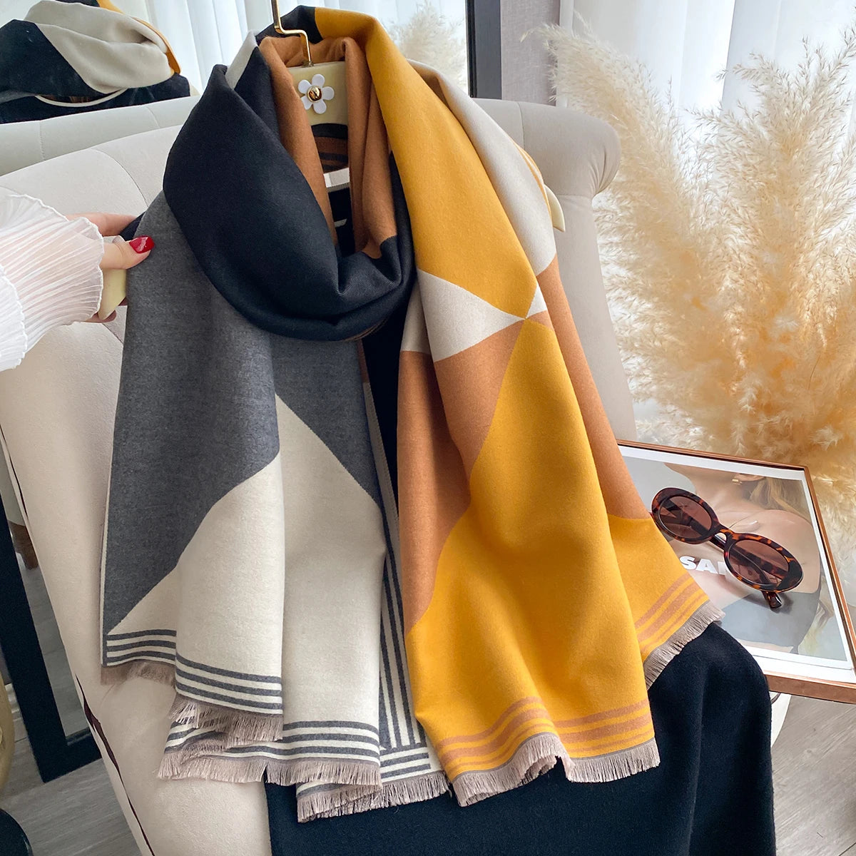 2025 Luxury Winter Cashmere Scarf Women New Design Warm Pashmina Blanket Poncho Scarves Female Print Shawl Thick Foulard Bufanda
