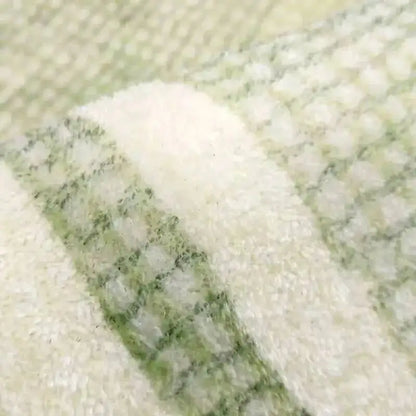 Fresh Style Green Carpet Green Moss Thicken Plush Rugs for Bedroom Bedside Irregular Non-slip Dirty Resistant Carpet Home Decor