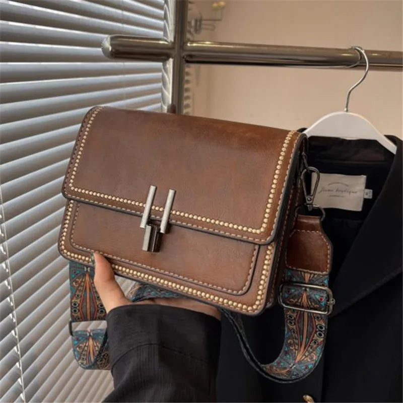 Mini Cross-Body Bags for Women, Adjustable Strap, Small Square Design Purse, Fashion Shoulder Bag, New Designer Mini Leather Bag
