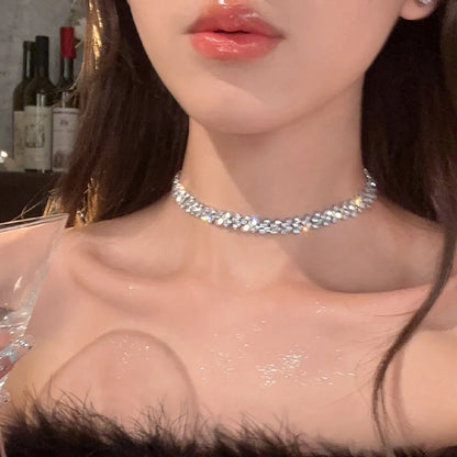 FYUAN Fashion Silver Gold Color Black Rhinestone Choker Necklaces for Women Geometric Crystal Necklaces Party Weddings Jewelry
