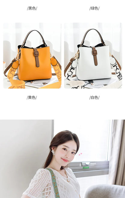 Fashionable Wide Shoulder Strap Women Handbag Classic Retro Small Square Bag Luxury Brand Designer Single Shoulder Crossbody Bag