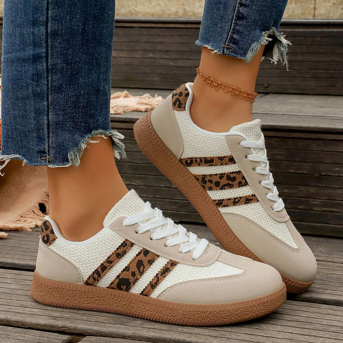 Women Sneakers Brand Classical Outdoor Casual Shoes Luxury Designer Leopard Print Comfort Large Size Flat Shoes Zapatos De Mujer