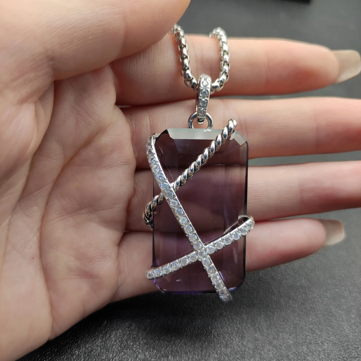 2026 New High Quality DY Necklaces Collection Simple and Elegant Perfect for Any Occasion Suitable for Both Men and Women 3