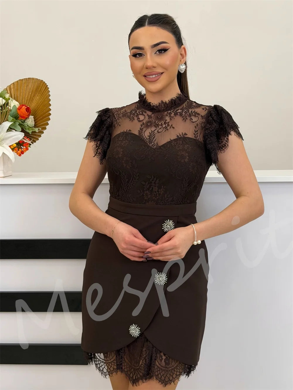 Customized Elegant High Collar Straight Women's Evening Gowns Lace Pleat Short Dresses Wedding Party Dress Modern Style