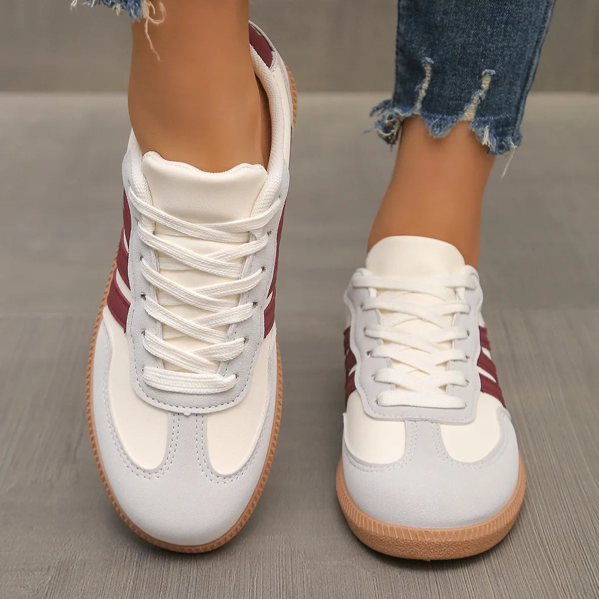 Women Sneakers 2025 Spring New Luxury Flat Loafers Comfortable Slip on Soft Female Sneakers Lightweight Outdoor Shoes for Women