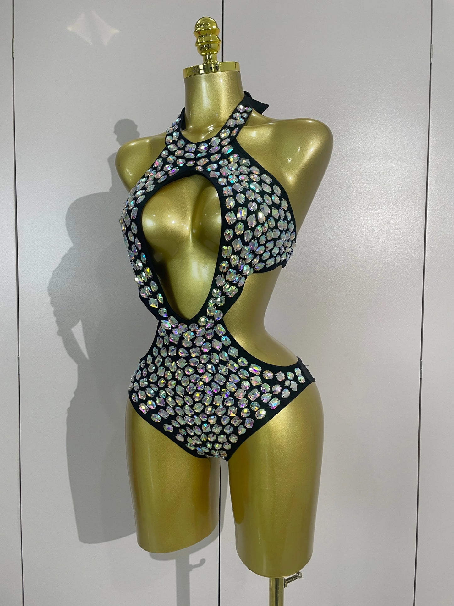 Sexy Sparkly Diamonds Swimsuit Bar Bikini 2026 Fashion Women Crystal Handmade One-piece Bodysuit Swimsuit Stage Photoshoot Wear