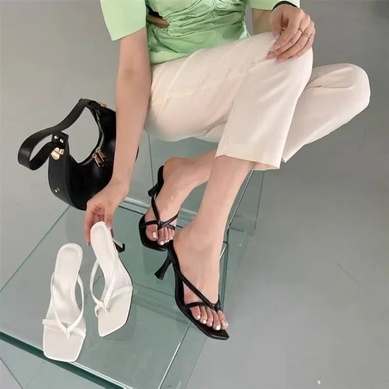 Thin Pumps Peach Shoes 2025 Slippers Runway Toe Loop Sandals Celebrity Slides Women Candy High Heels Club Ring Flip Flop
