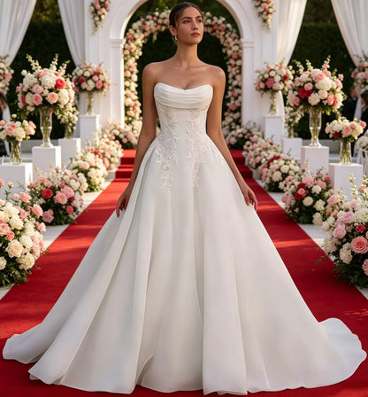 Customized Strapless Wedding Dresses for Bride Lace Appliques Satin A Line Long Maxi Boho Beach Bridal Ball Gowns for Women