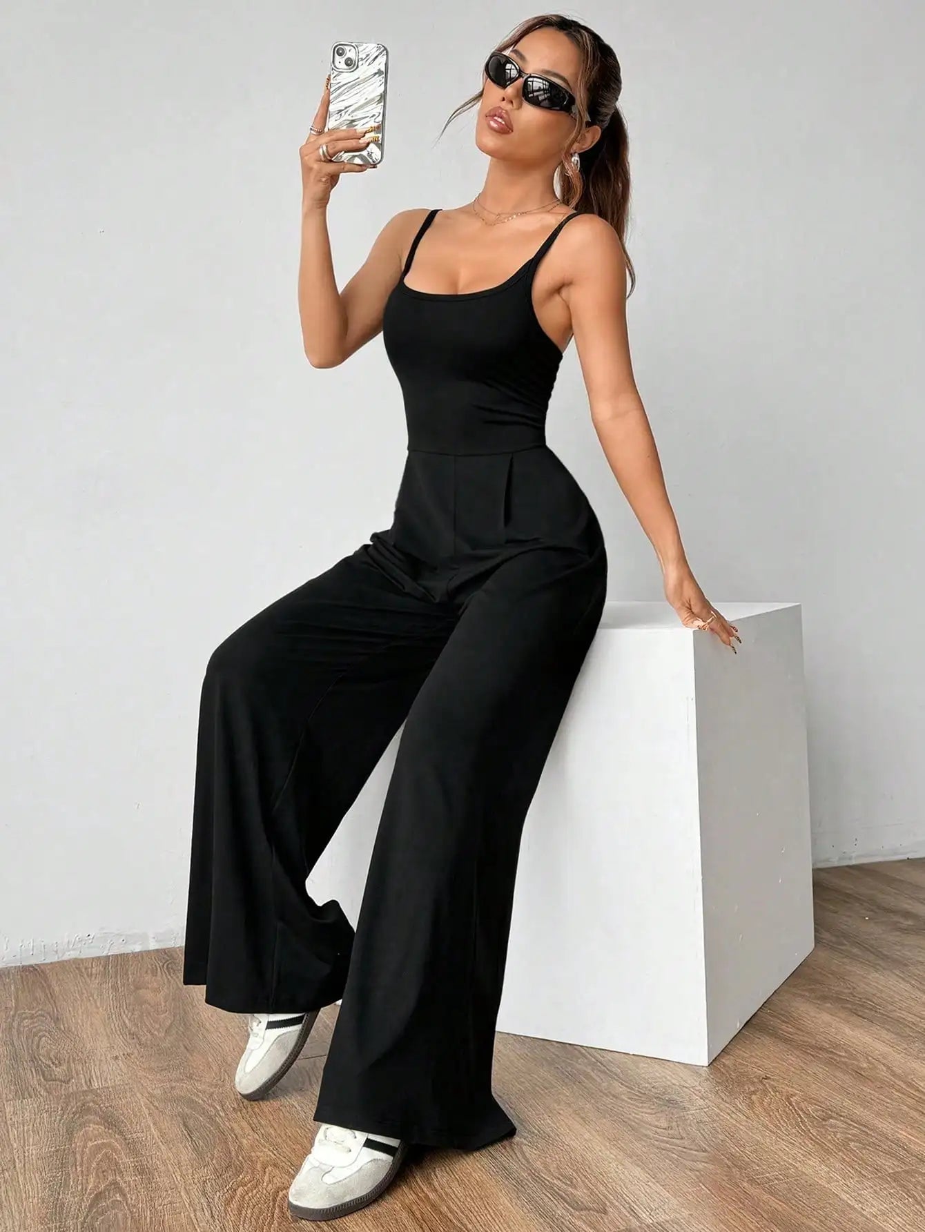 Elegant women's overalls jumpsuits for spring, summer and autumn