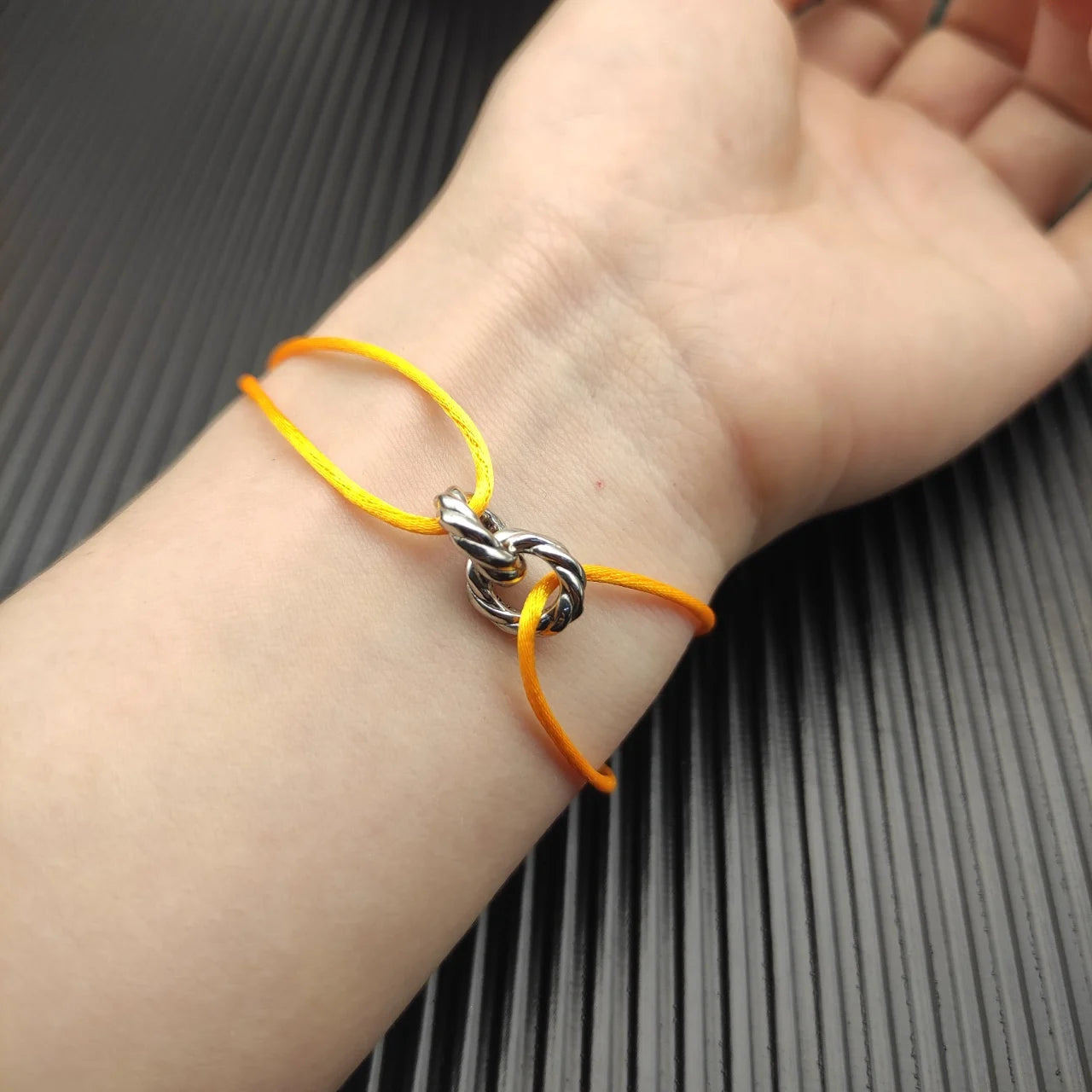 2026 New DY High Quality Bracelets Collection Luxury Trend Jewelry Gift Simple Fashion Design Suitable for Both Men and Women 2