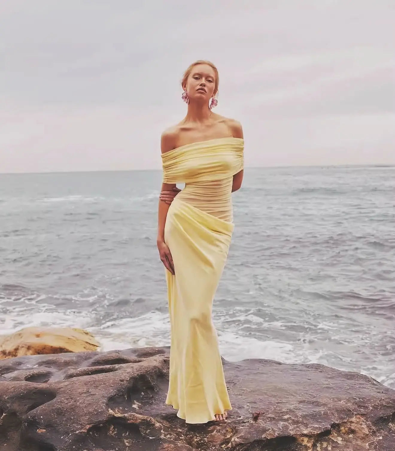 MsChuh Summer Party Dresses For Woman One-shoulder Long Evening Dress Sexy Holiday French Vestidos Solid Color Temperament Slim