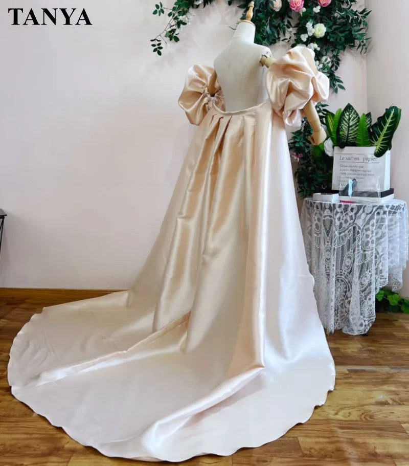 Red  Mikado Satin Long Wedding Cape Puffy Short Sleeves Court Tain Evening Cape Outfit Coat For Women Costume DJ199